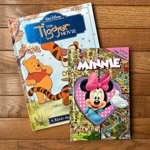 🩷🧡DISNEY Book Bundle set of 2 Tigger movie book Minnie Mouse look & find book